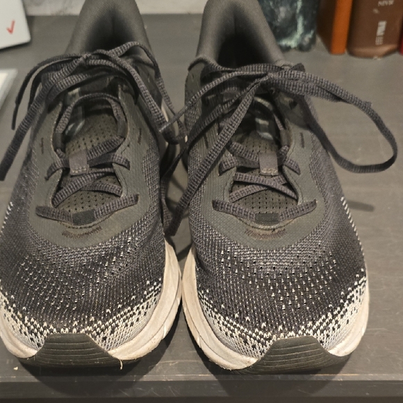 Under Armour Other - Under Armour Black and White Sneakers